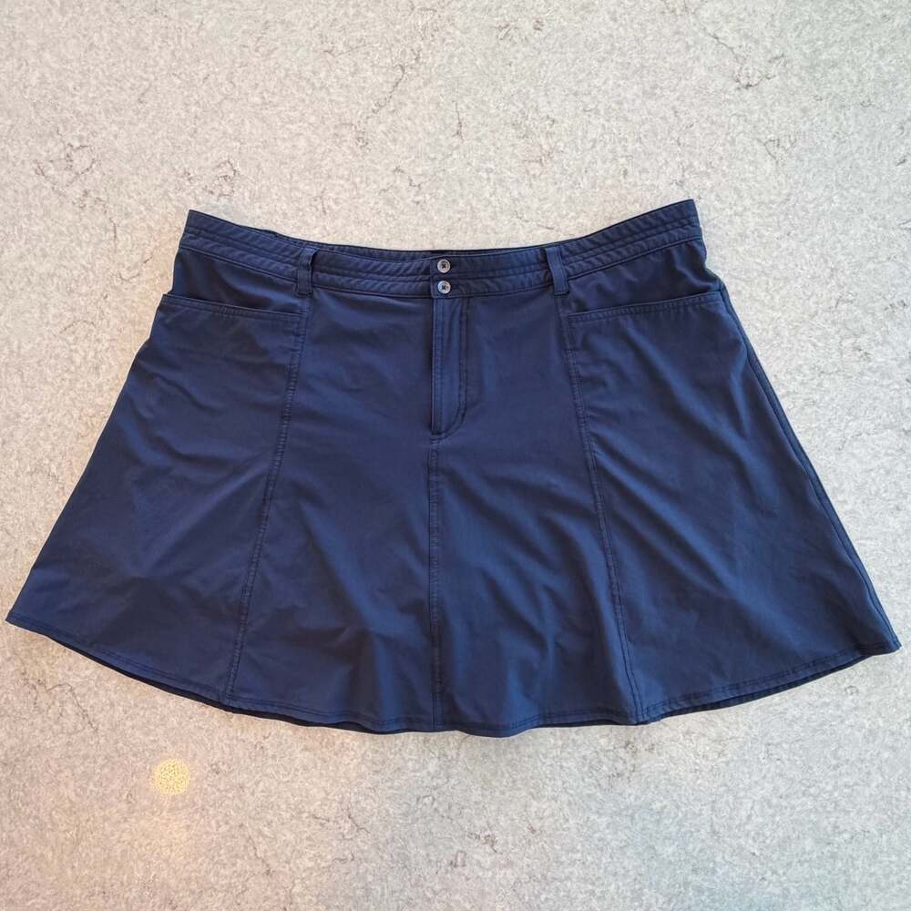 Eddie Bauer Women's Performance Athletic Skort with Built-in Liner Navy Size 18